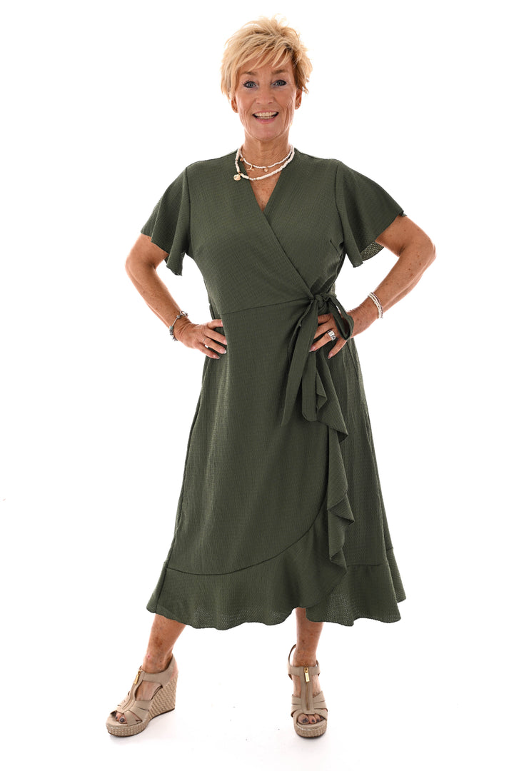 Robe maxi portefeuille à volants vert militaire