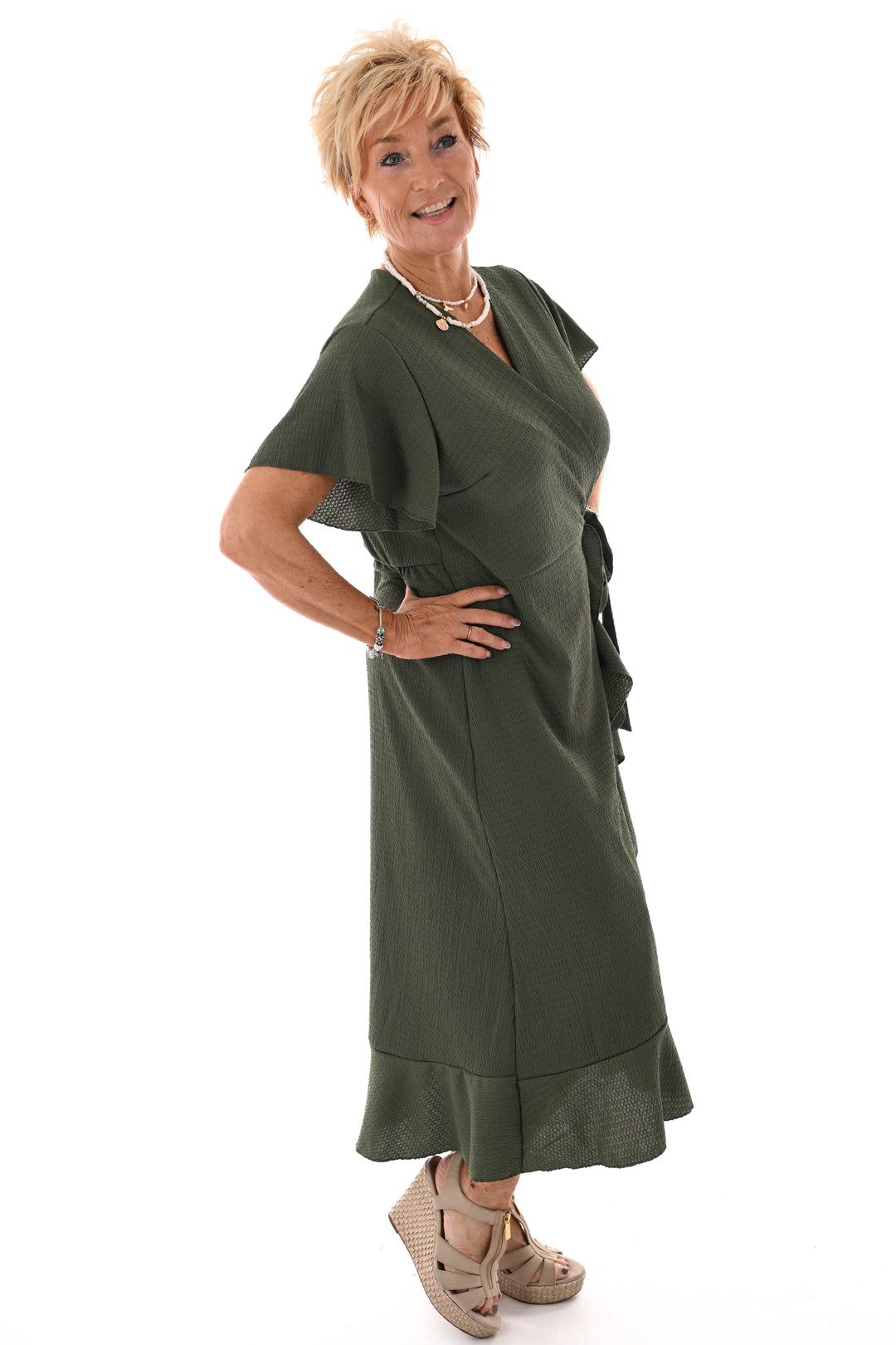 Robe maxi portefeuille à volants vert militaire