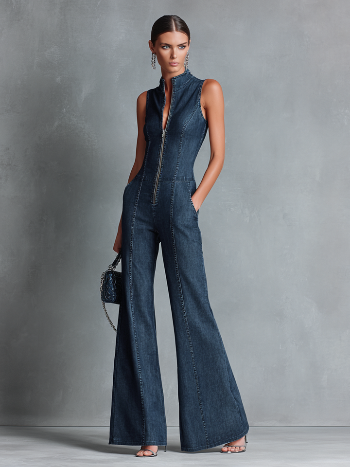 Valentine - Combinaison sans manches en denim bleu foncé à col montant évasé de style rétro