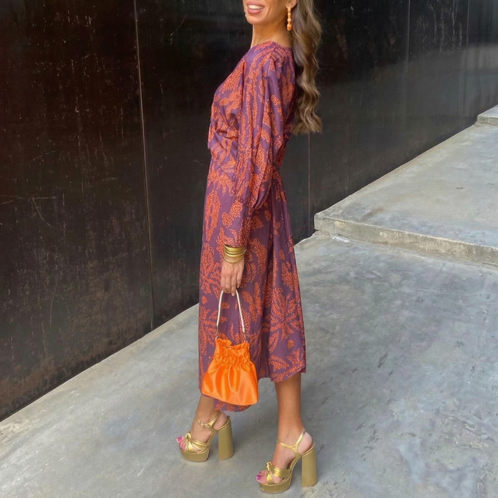 Margot – Robe Midi Élégante avec Nœud à la Taille et Imprimé Artistique