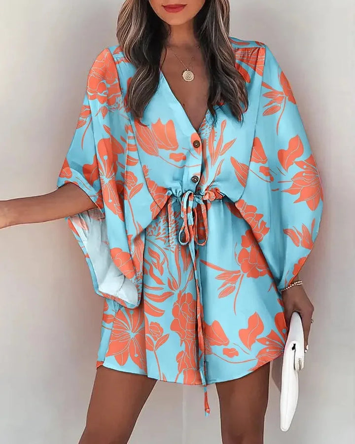 Robe d'été pour femme 2024, imprimé floral, manches chauve-souris mi-longues, col en V, volants, ourlet asymétrique, style bohème décontracté.