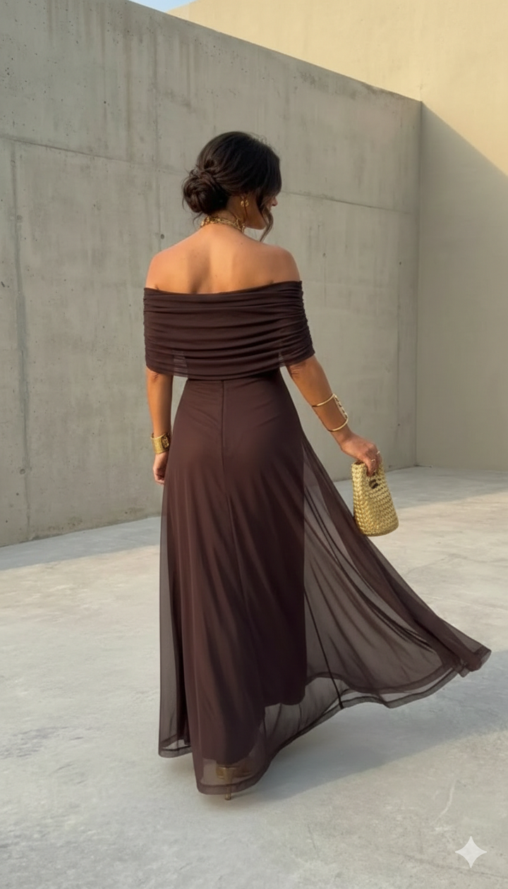 Uma | Robe longue fluide au design élégant