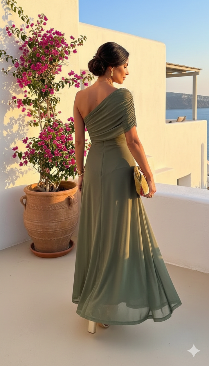 Uma | Robe longue fluide au design élégant