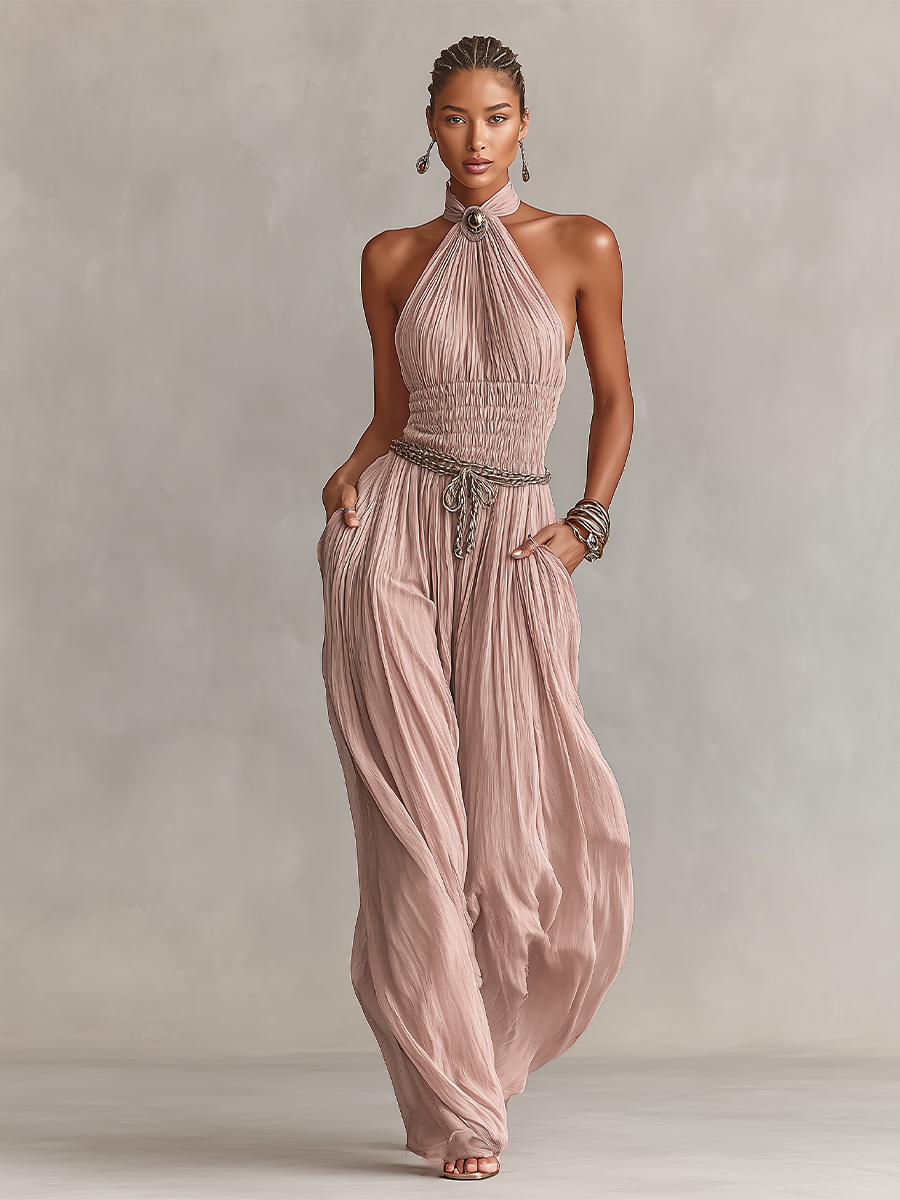 Margaux - Combinaison Plissée Femme en Rose avec Col Halter & Taille Froncée